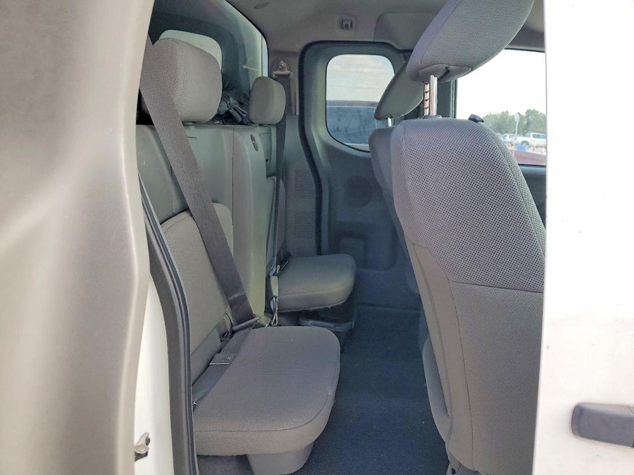2021 NISSAN Frontier