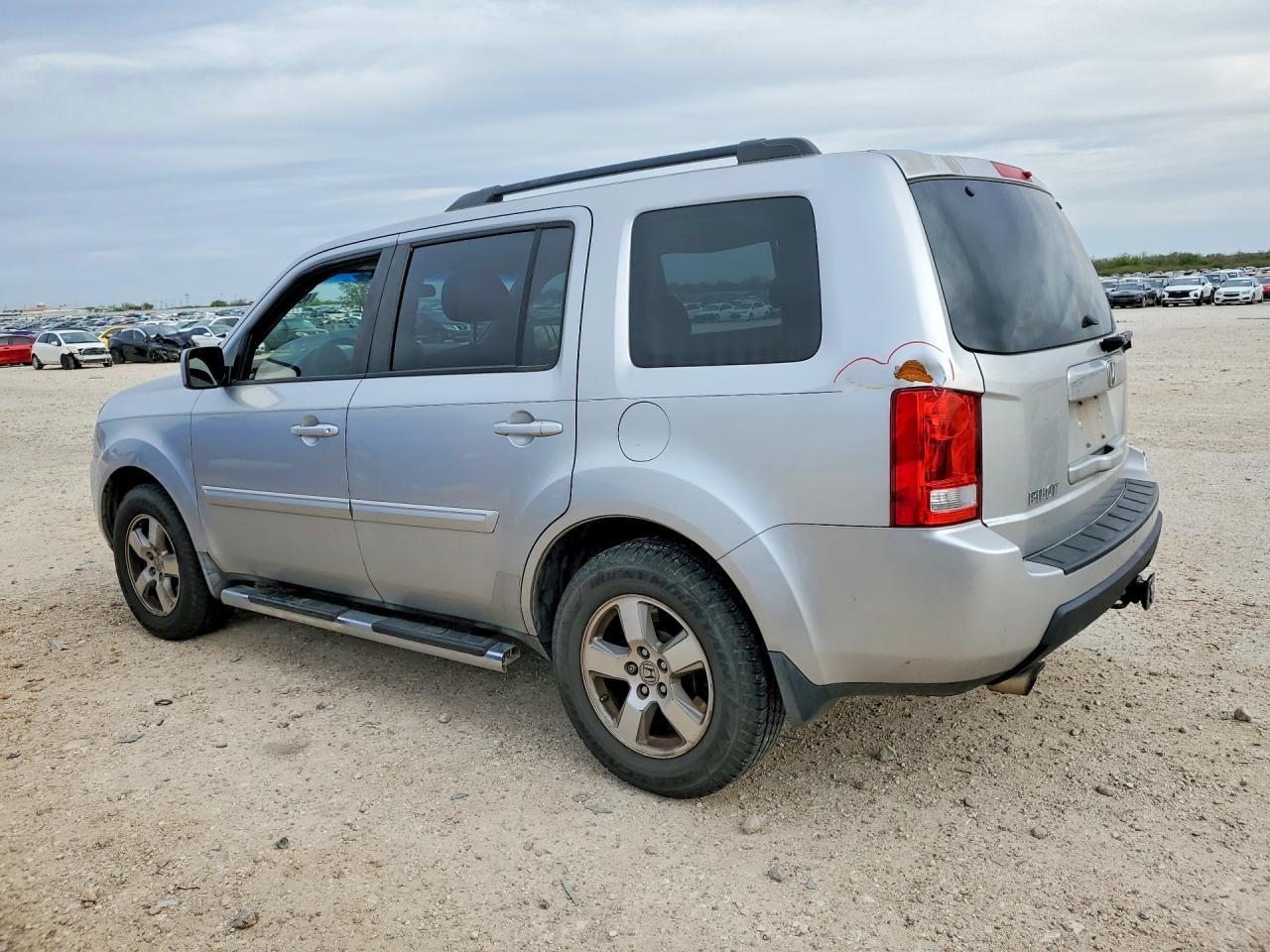 2011 HONDA PILOT