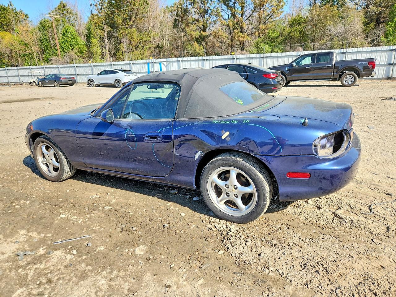 2001 MAZDA MX-5 Miata