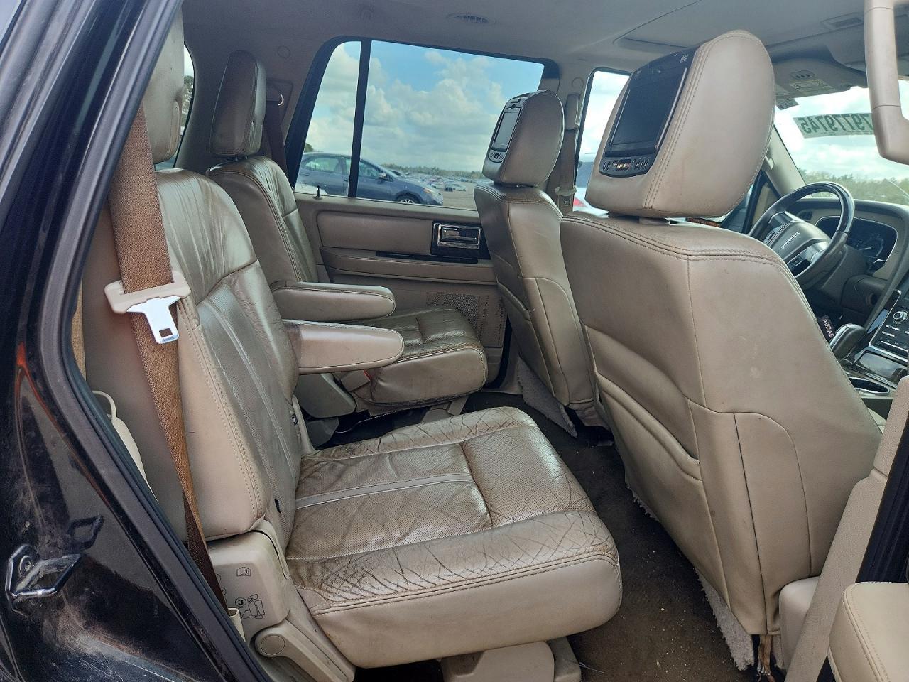 2015 LINCOLN Navigator