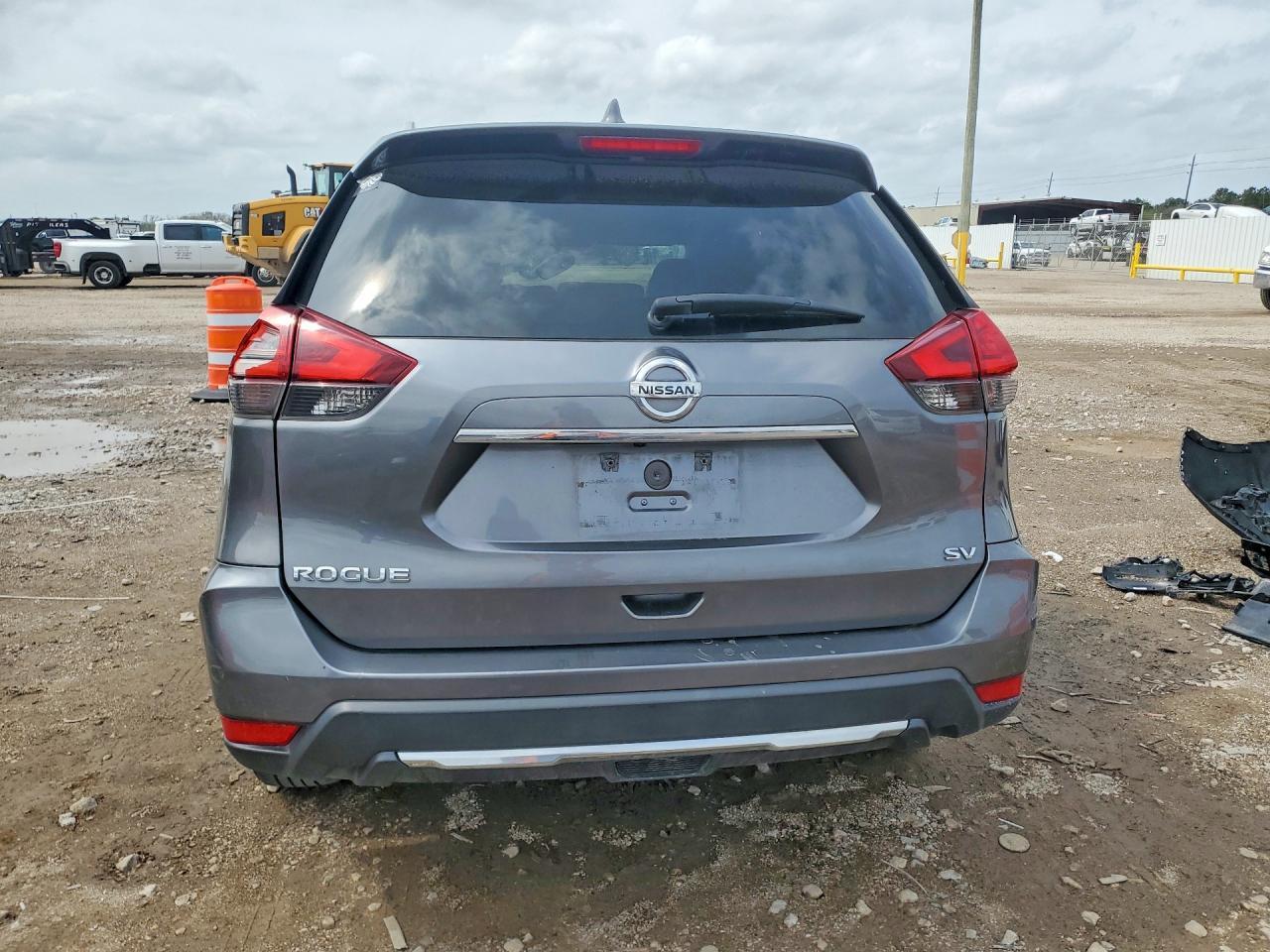 2017 NISSAN ROGUE