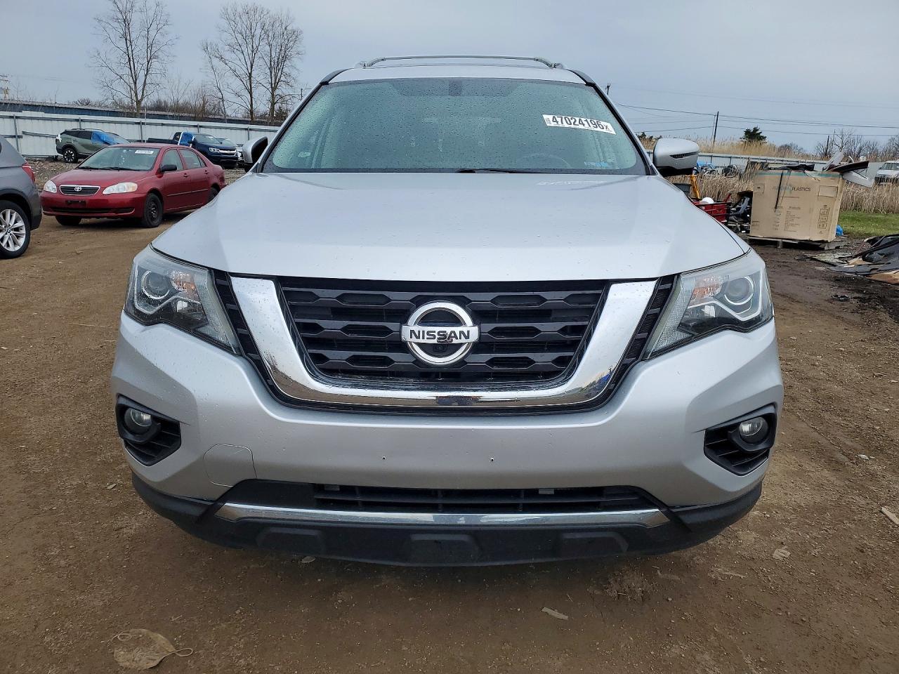 2017 NISSAN PATHFINDER