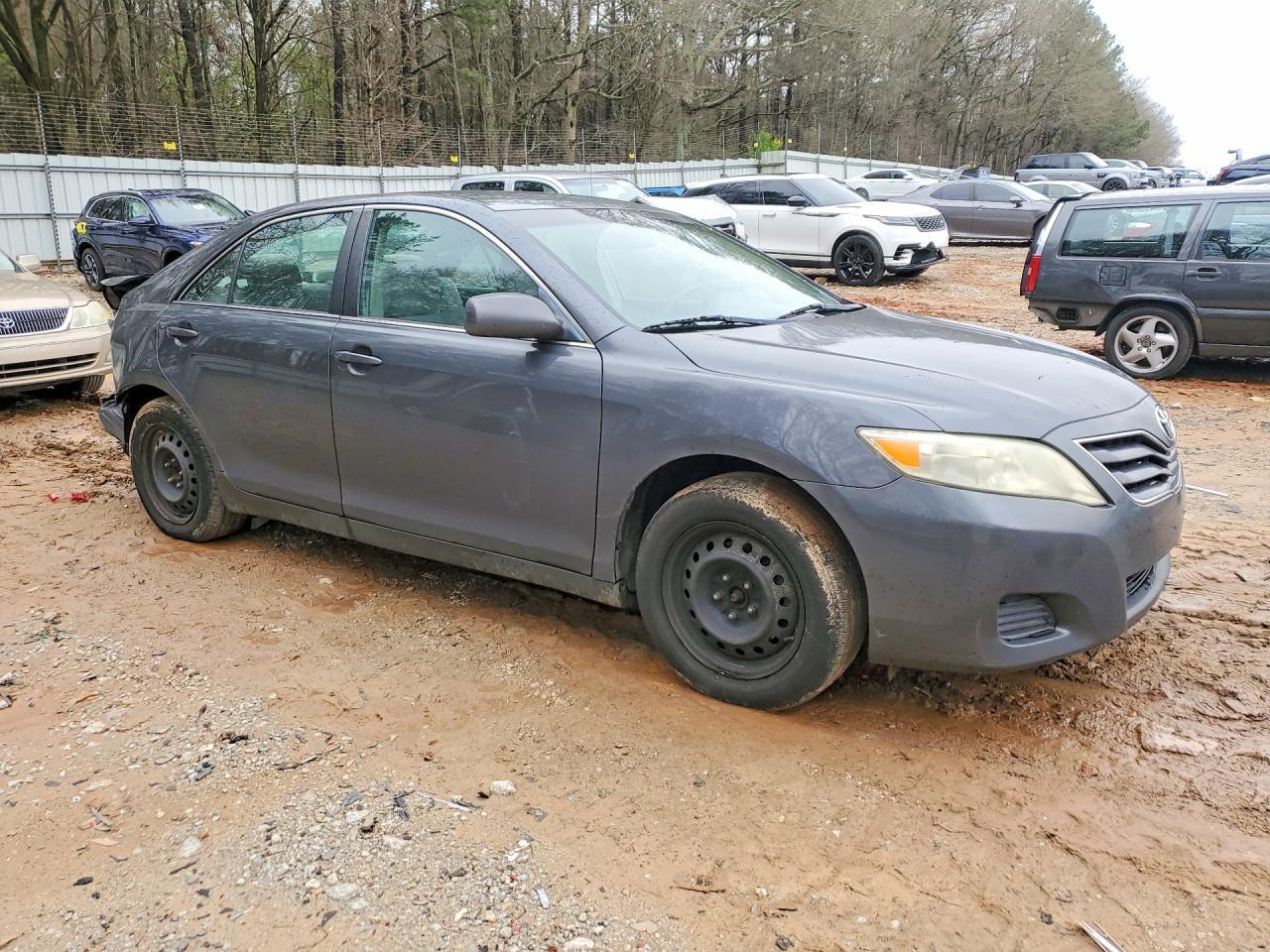 2011 TOYOTA CAMRY
