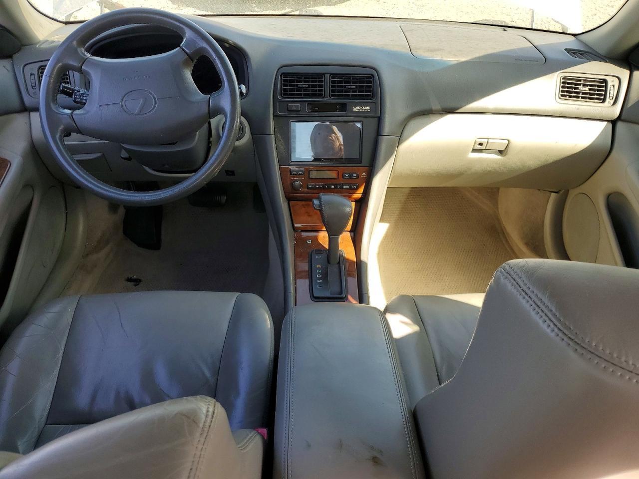 2000 LEXUS Es 300