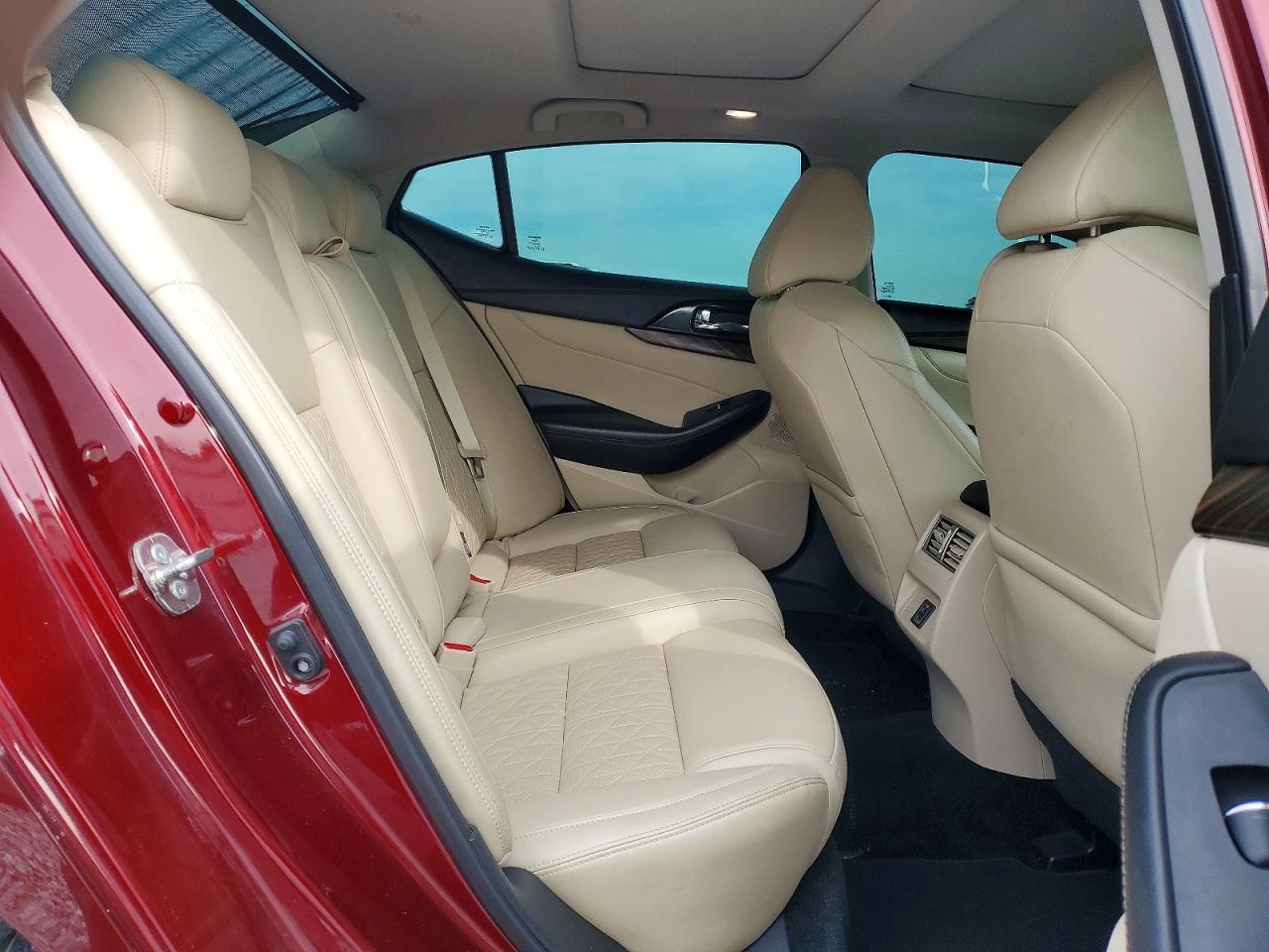 2018 NISSAN Maxima