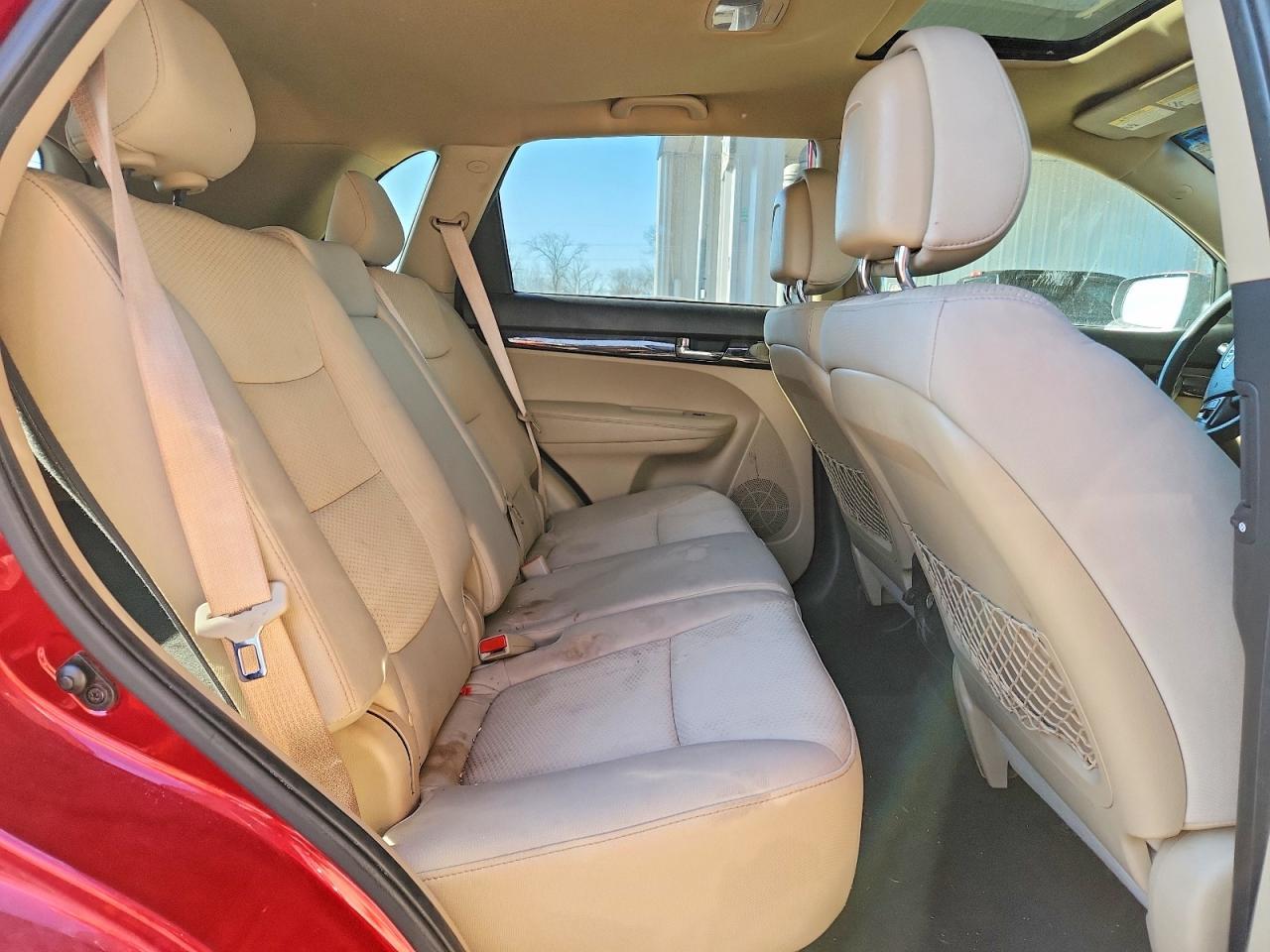 2011 KIA SORENTO