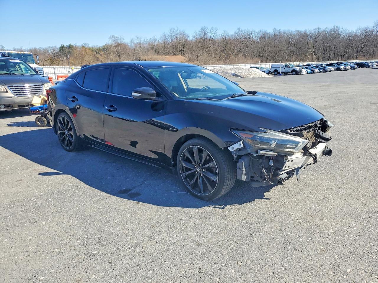2017 NISSAN Maxima