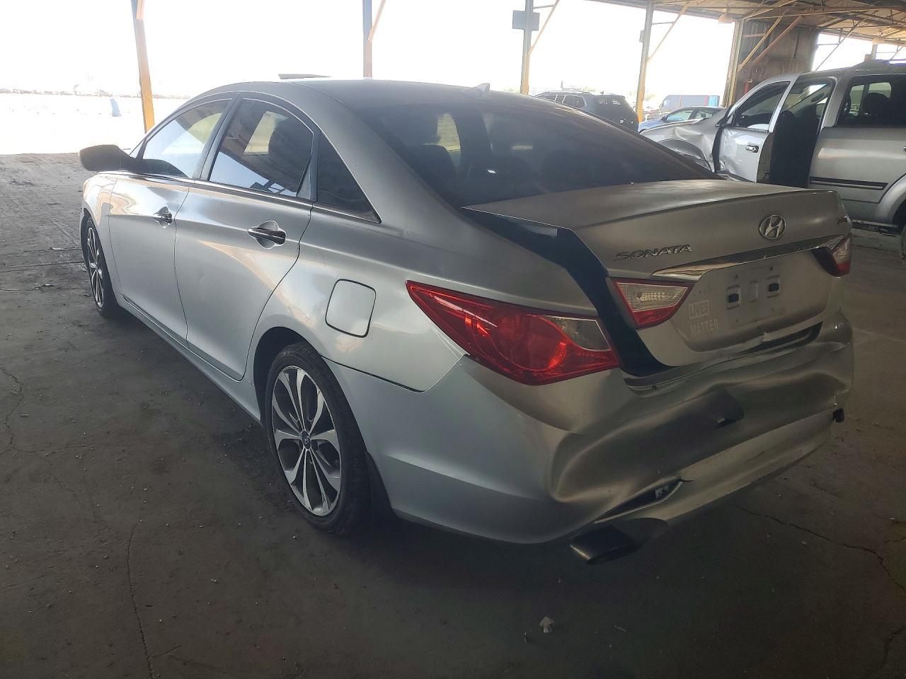 2013 HYUNDAI SONATA