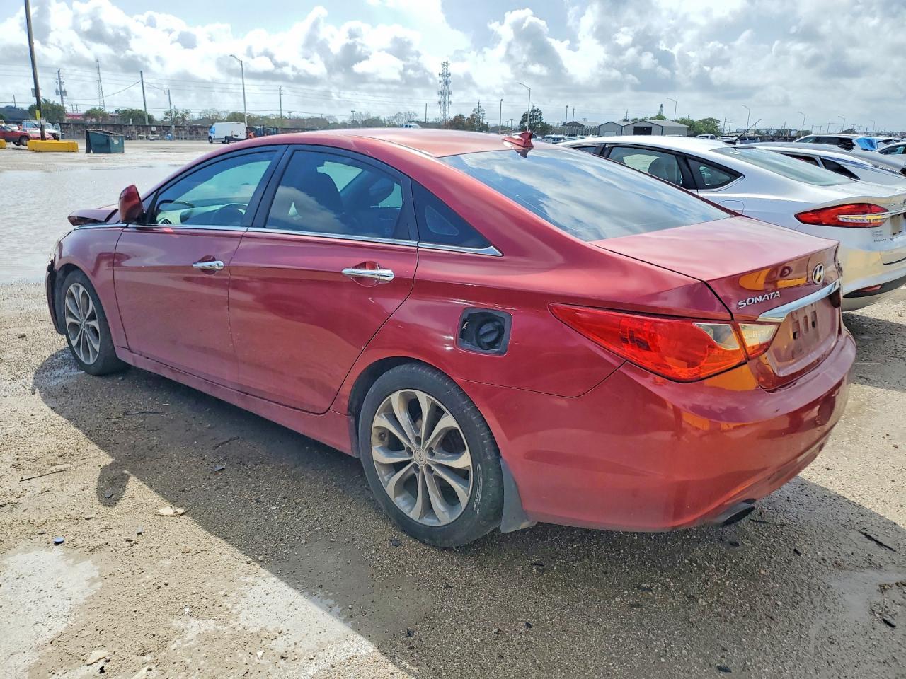 2013 HYUNDAI SONATA