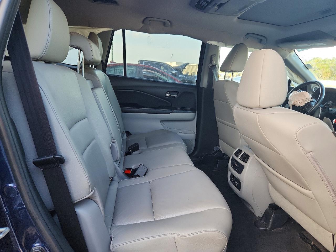 2016 HONDA PILOT