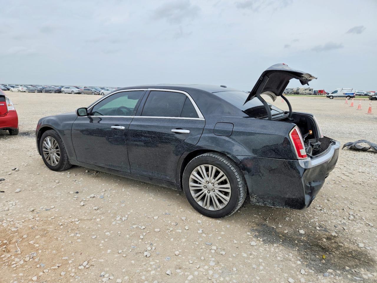 2013 CHRYSLER 300