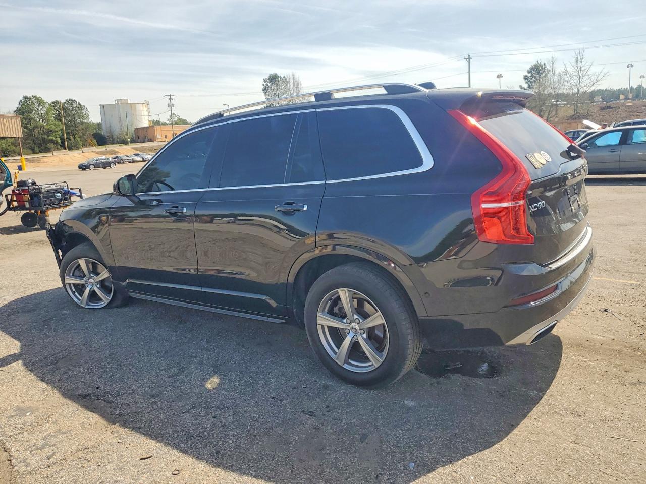 2017 VOLVO XC90