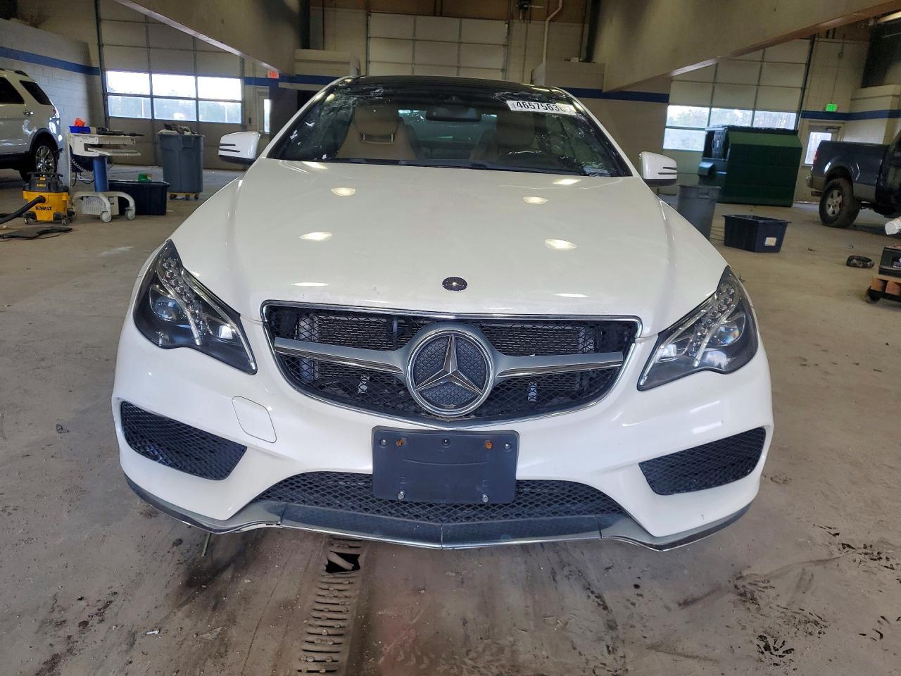 2016 MERCEDES-BENZ E-Class