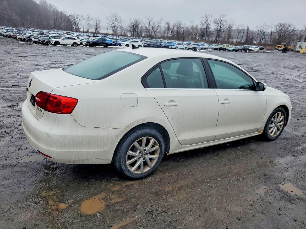 2013 VOLKSWAGEN JETTA