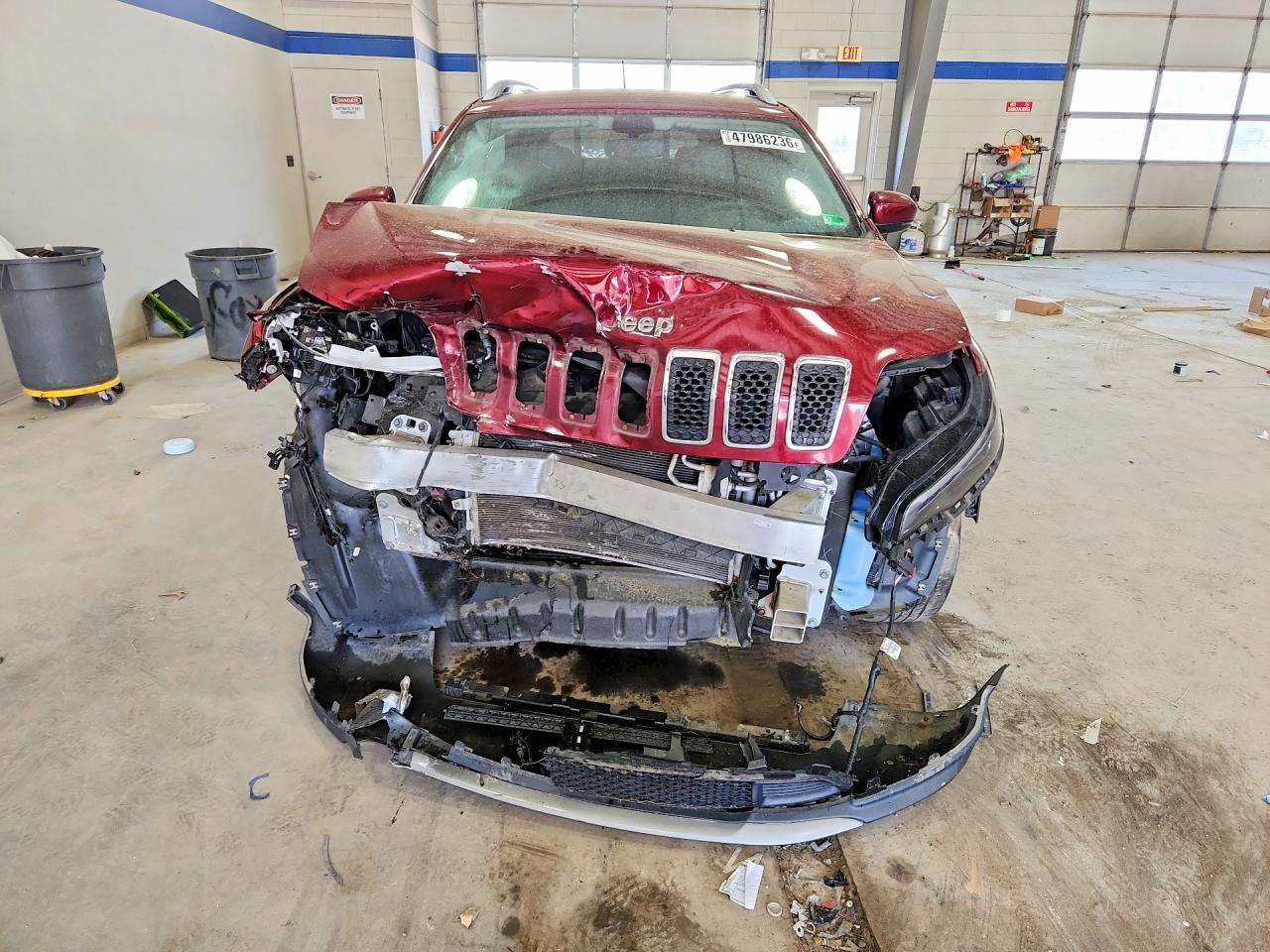 2019 JEEP CHEROKEE