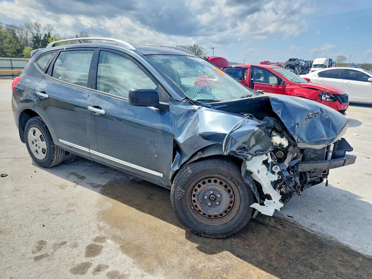 2014 NISSAN ROGUE