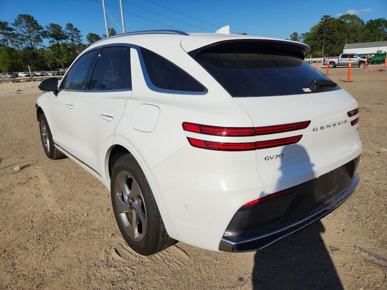 2026 GENESIS GV70
