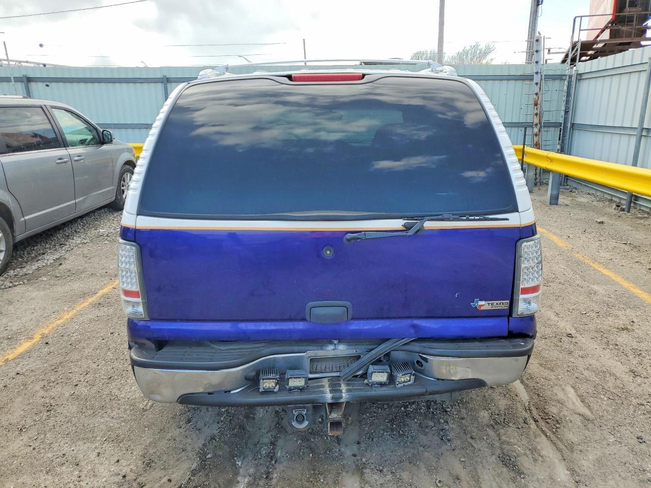 2002 CHEVROLET Tahoe
