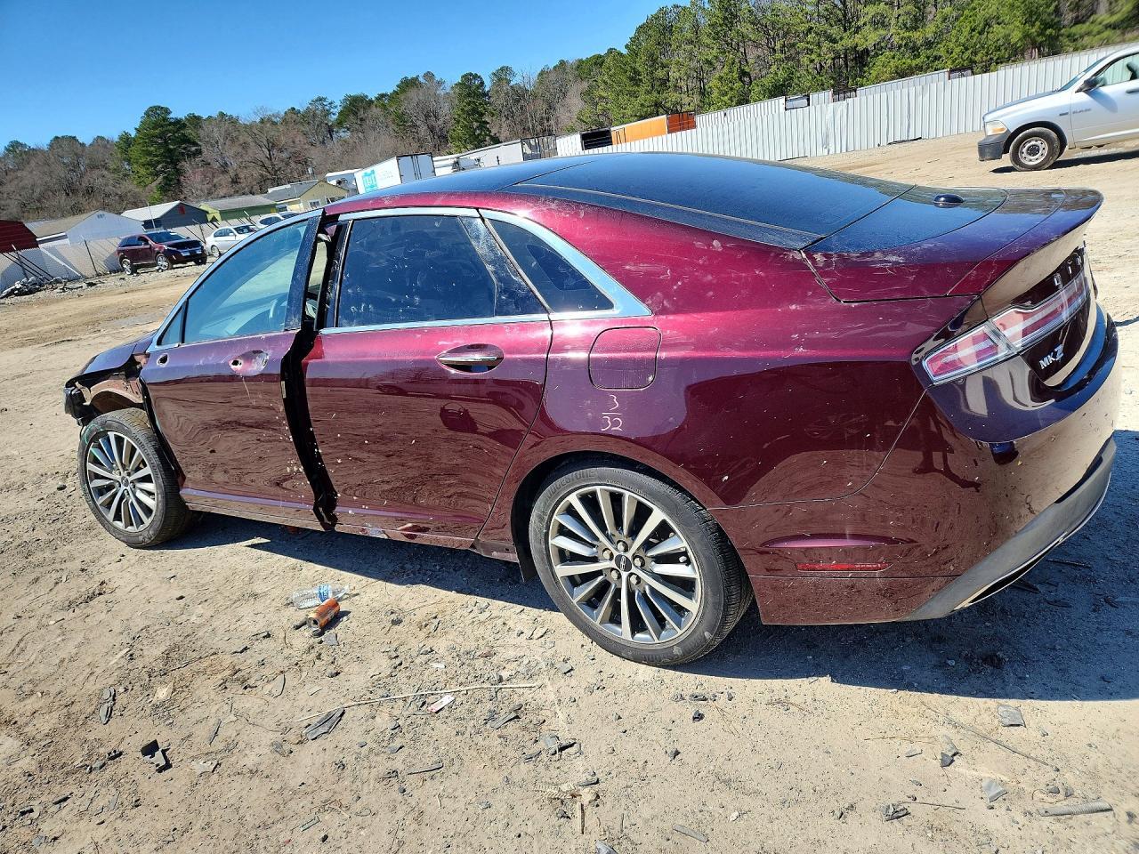 2017 LINCOLN MKZ
