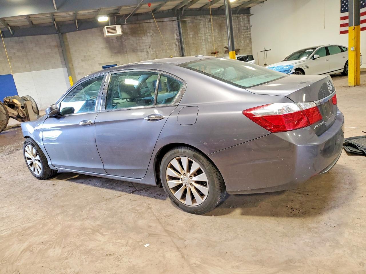2015 HONDA ACCORD