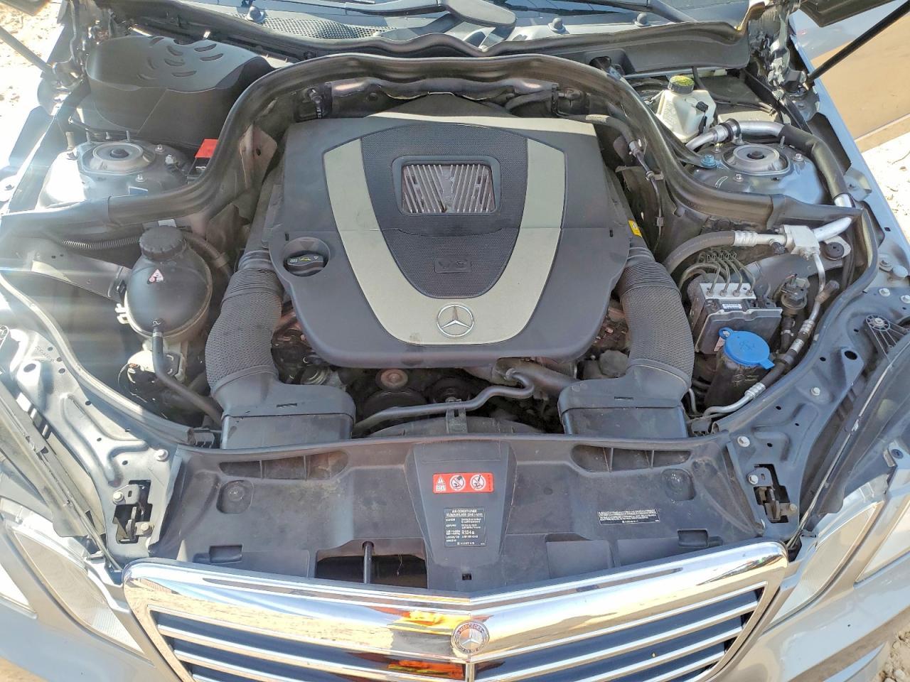 2011 MERCEDES-BENZ E-Class