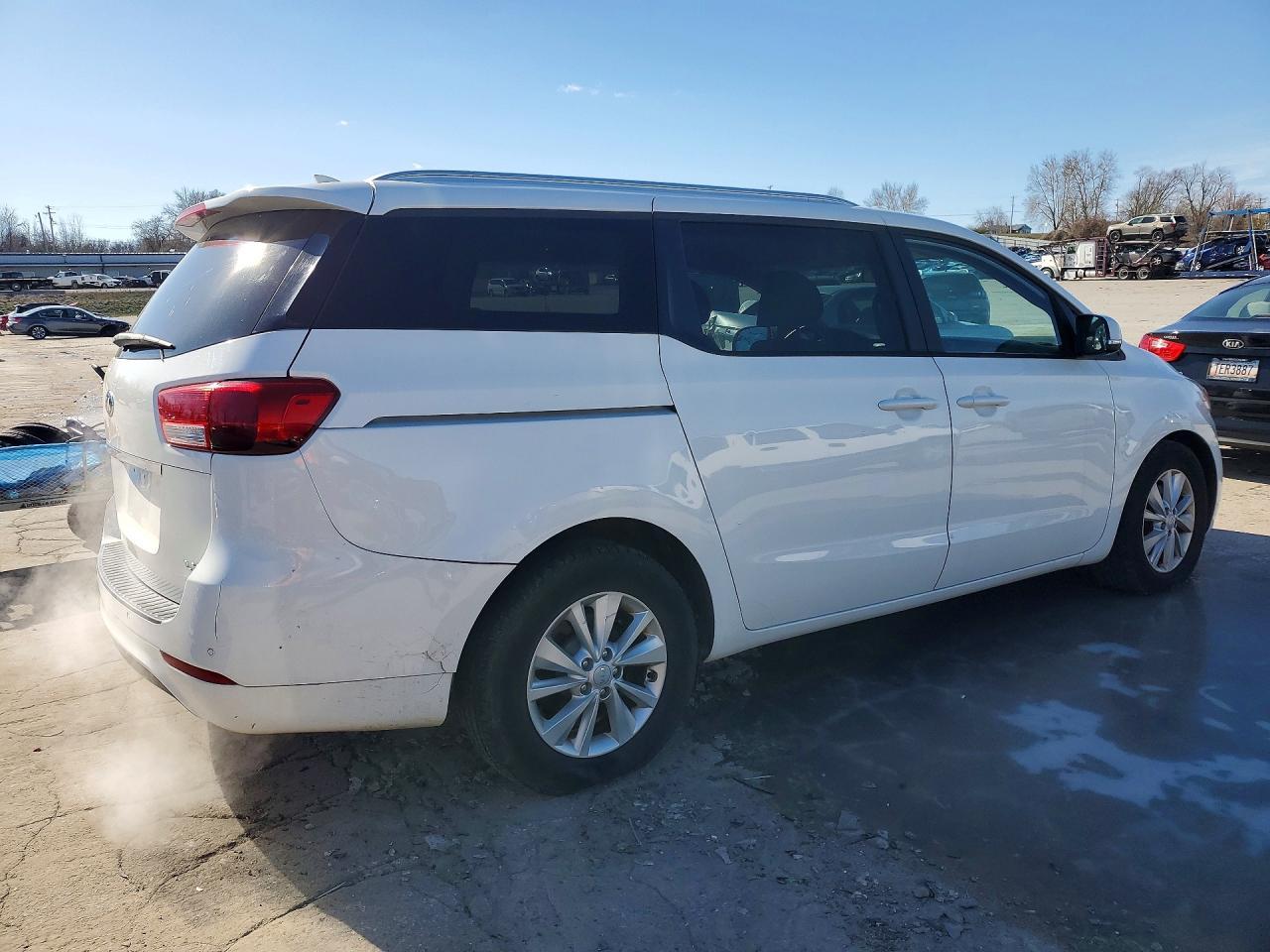 2016 KIA SEDONA