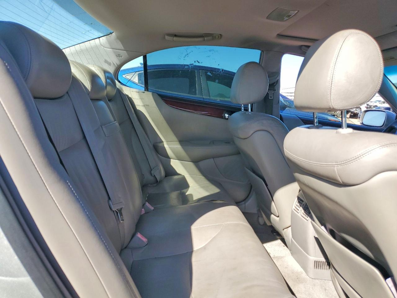 2002 LEXUS Es 300