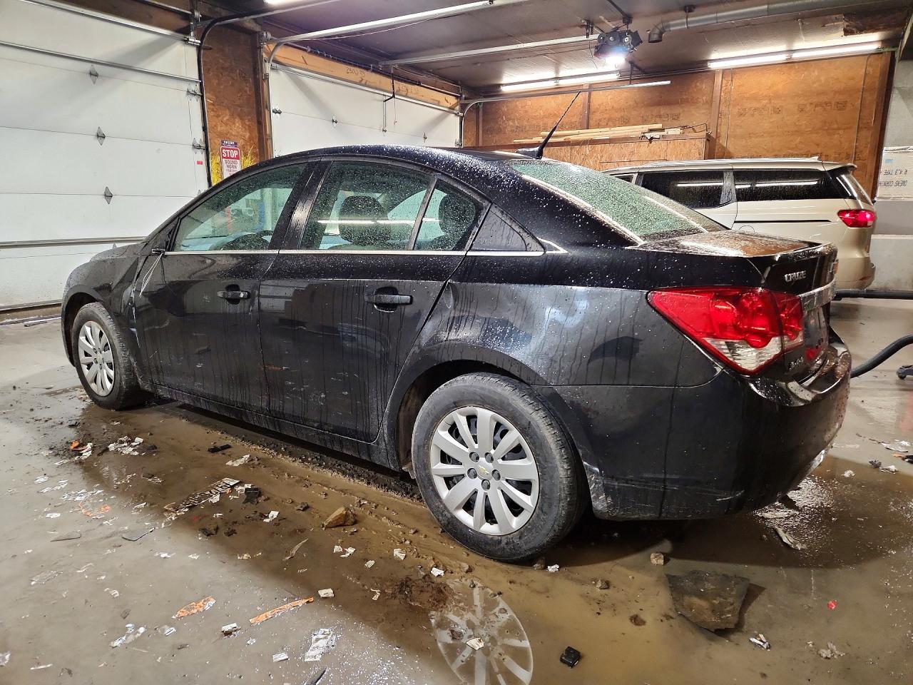 2011 CHEVROLET CRUZE