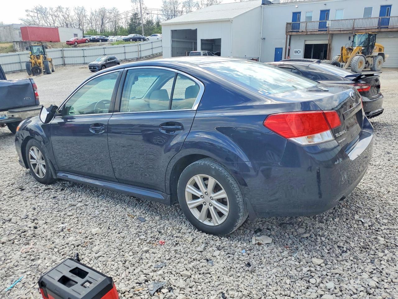 2012 SUBARU Legacy