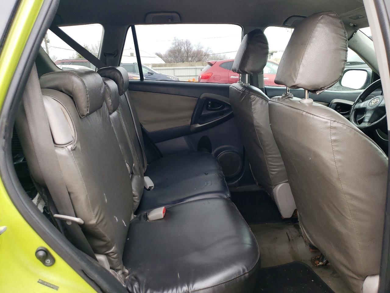2011 TOYOTA RAV4