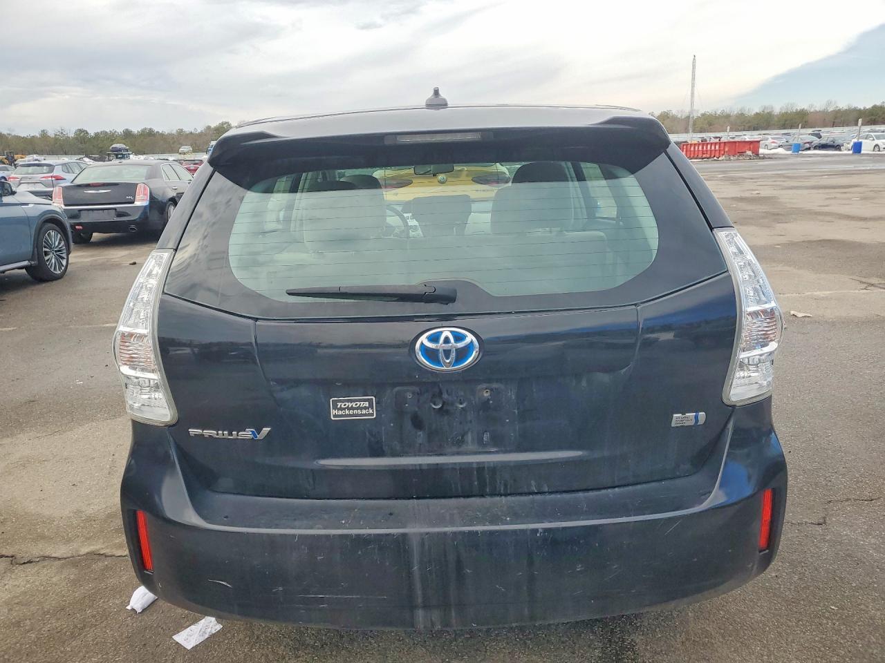2012 TOYOTA PRIUS V