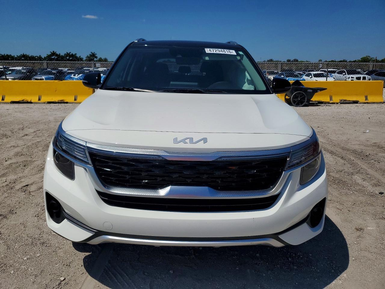 2023 KIA SELTOS