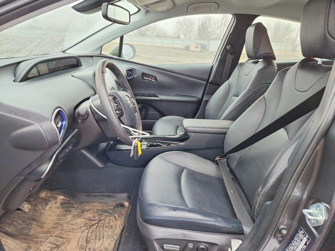 2019 TOYOTA PRIUS