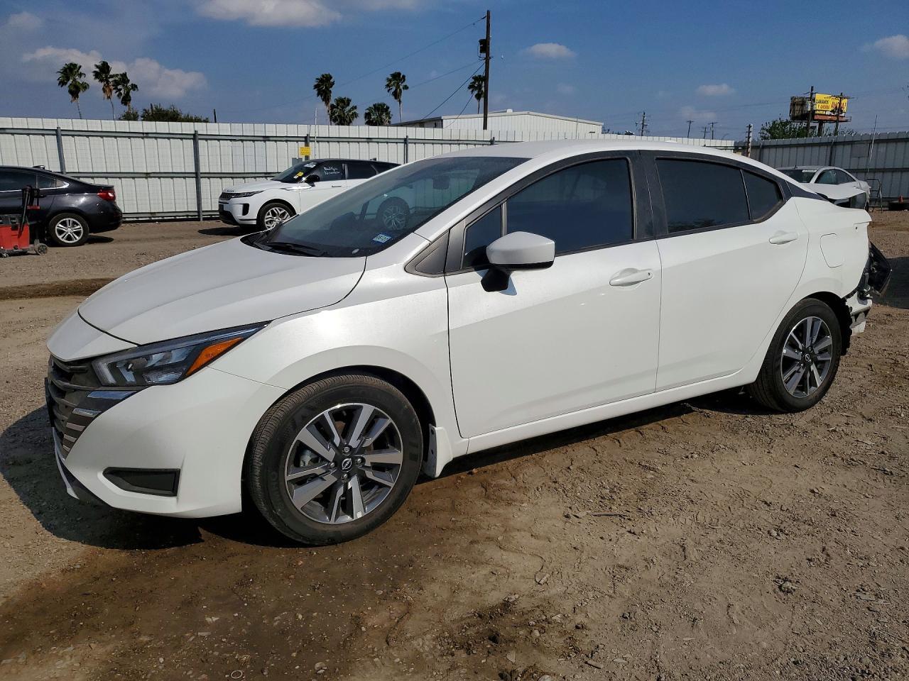2025 NISSAN VERSA