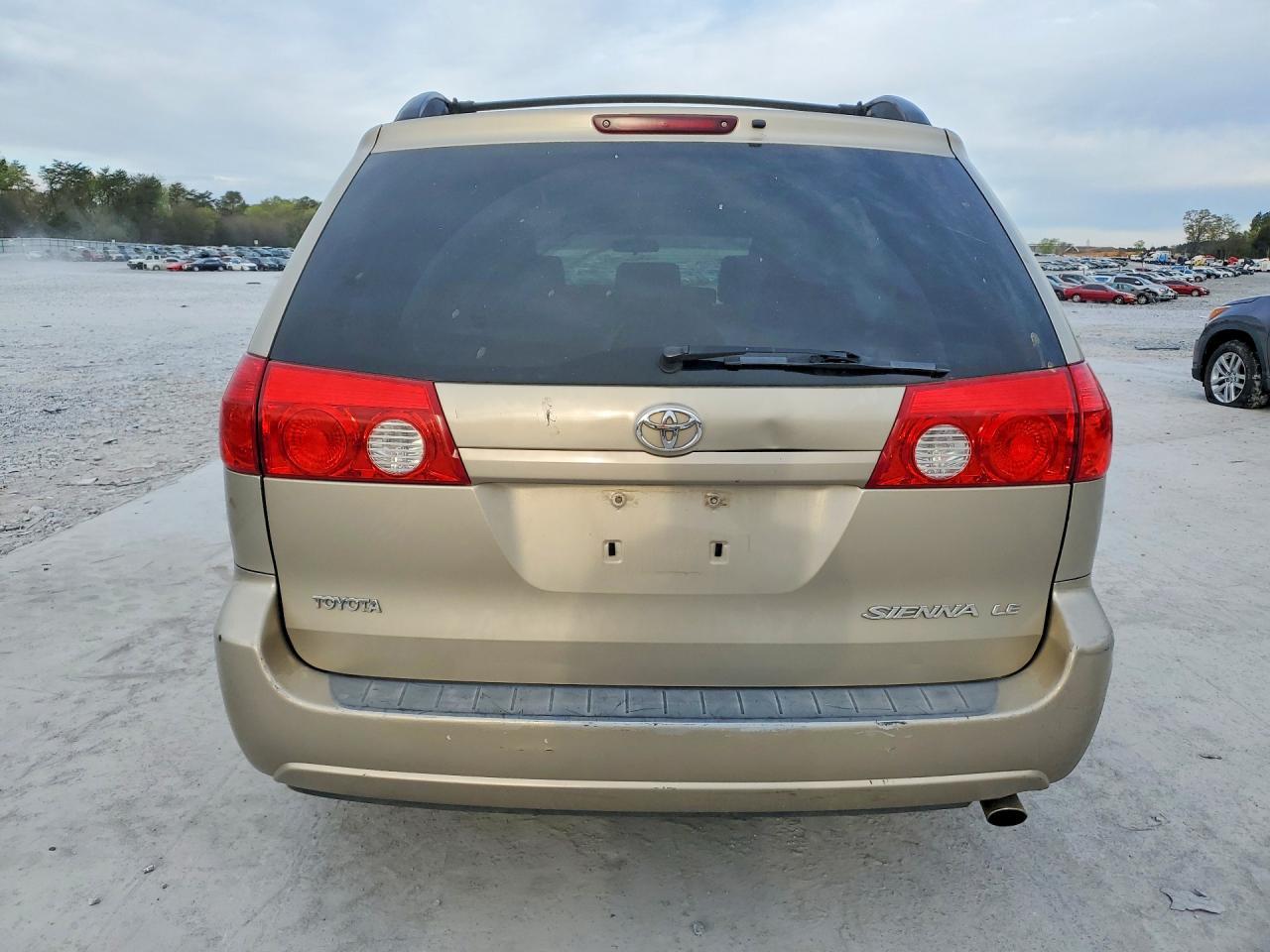 2006 TOYOTA SIENNA