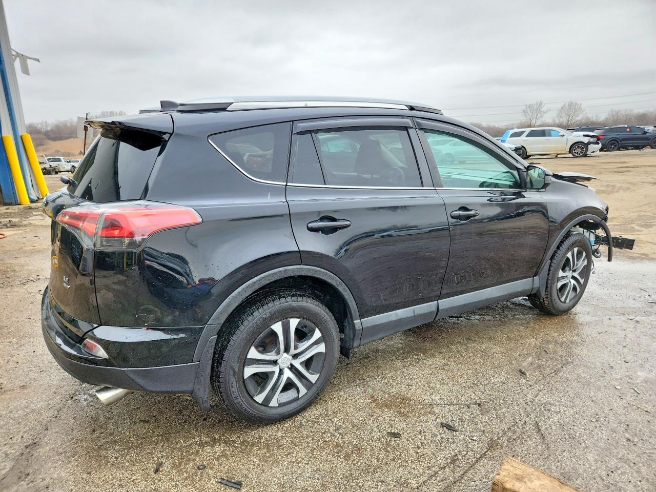 2016 TOYOTA RAV4