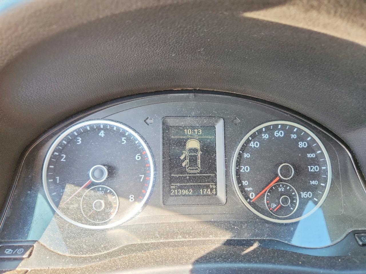 2013 VOLKSWAGEN TIGUAN