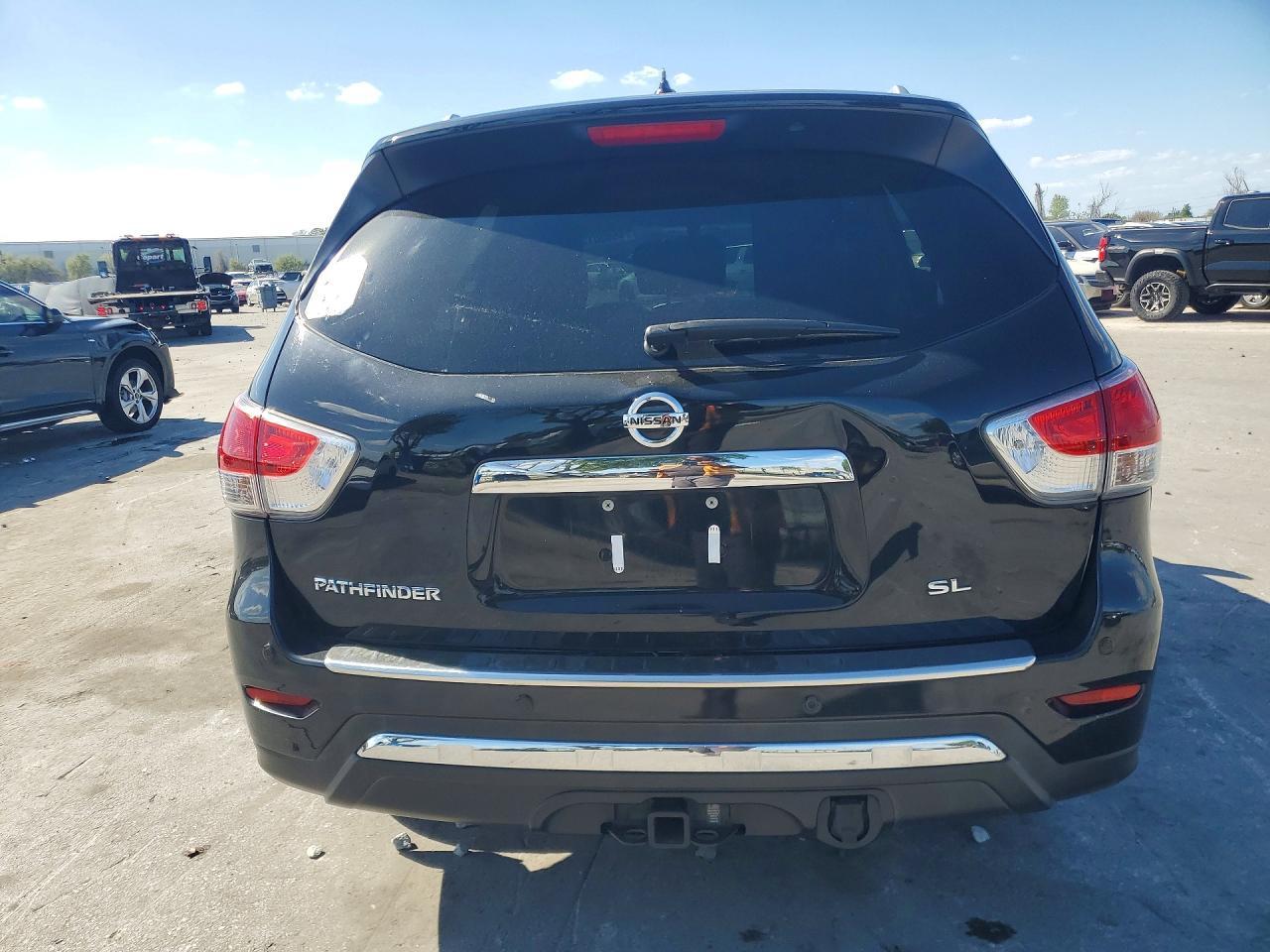 2015 NISSAN PATHFINDER