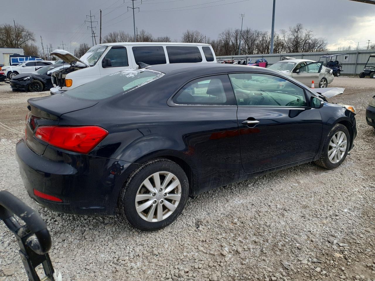 2016 KIA FORTE