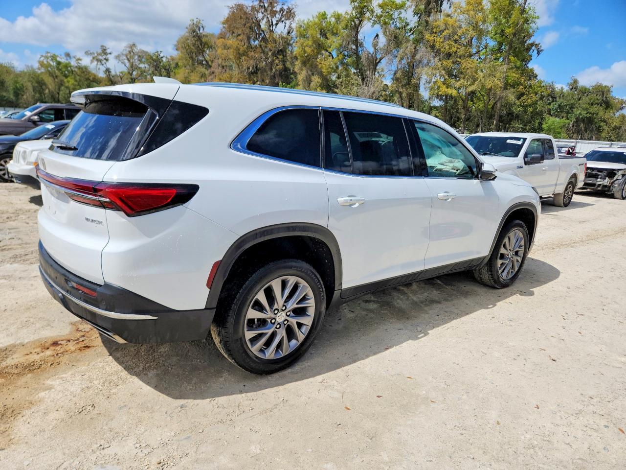 2025 BUICK ENCLAVE