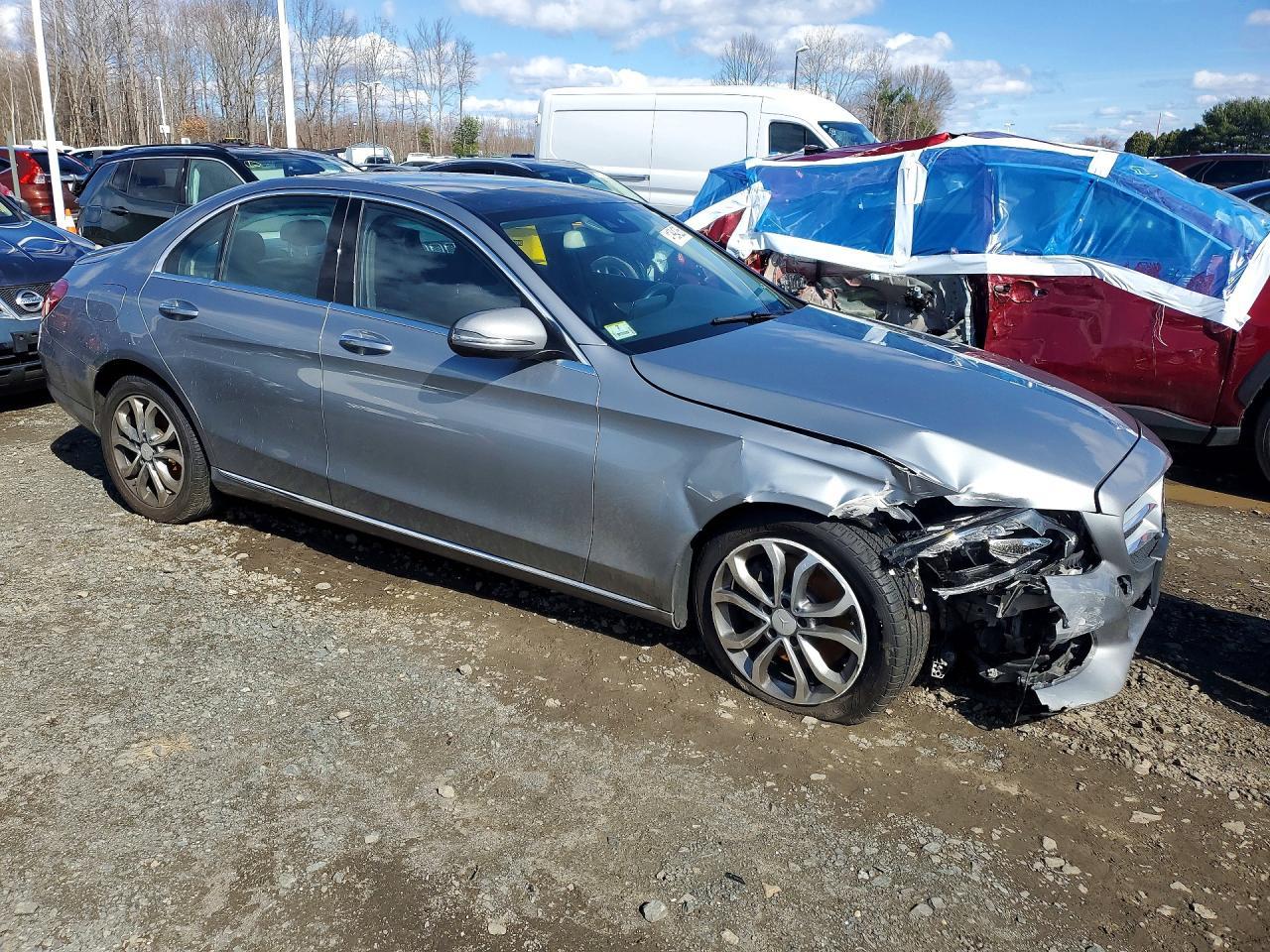 2016 MERCEDES-BENZ C-CLASS
