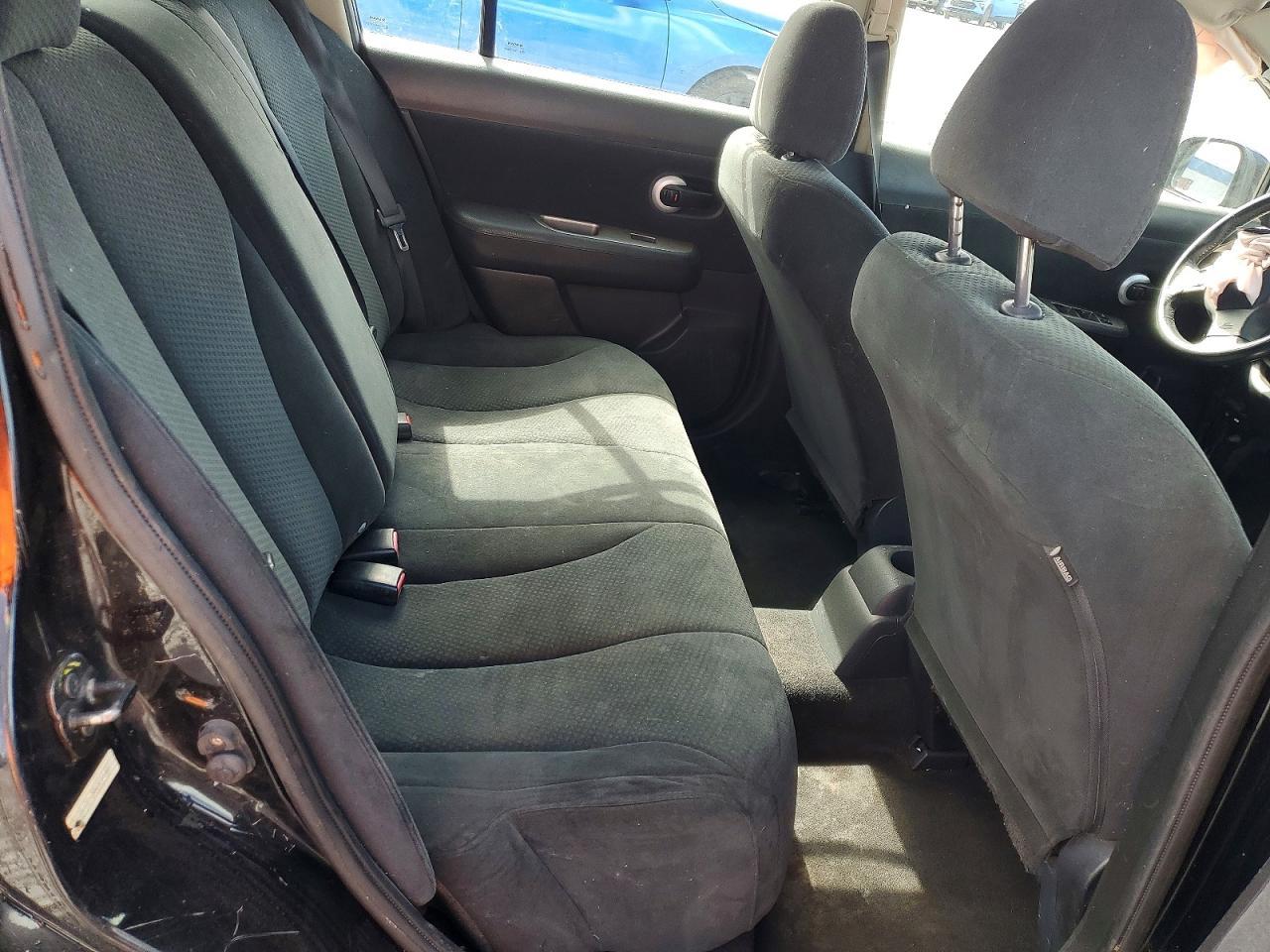 2012 NISSAN VERSA