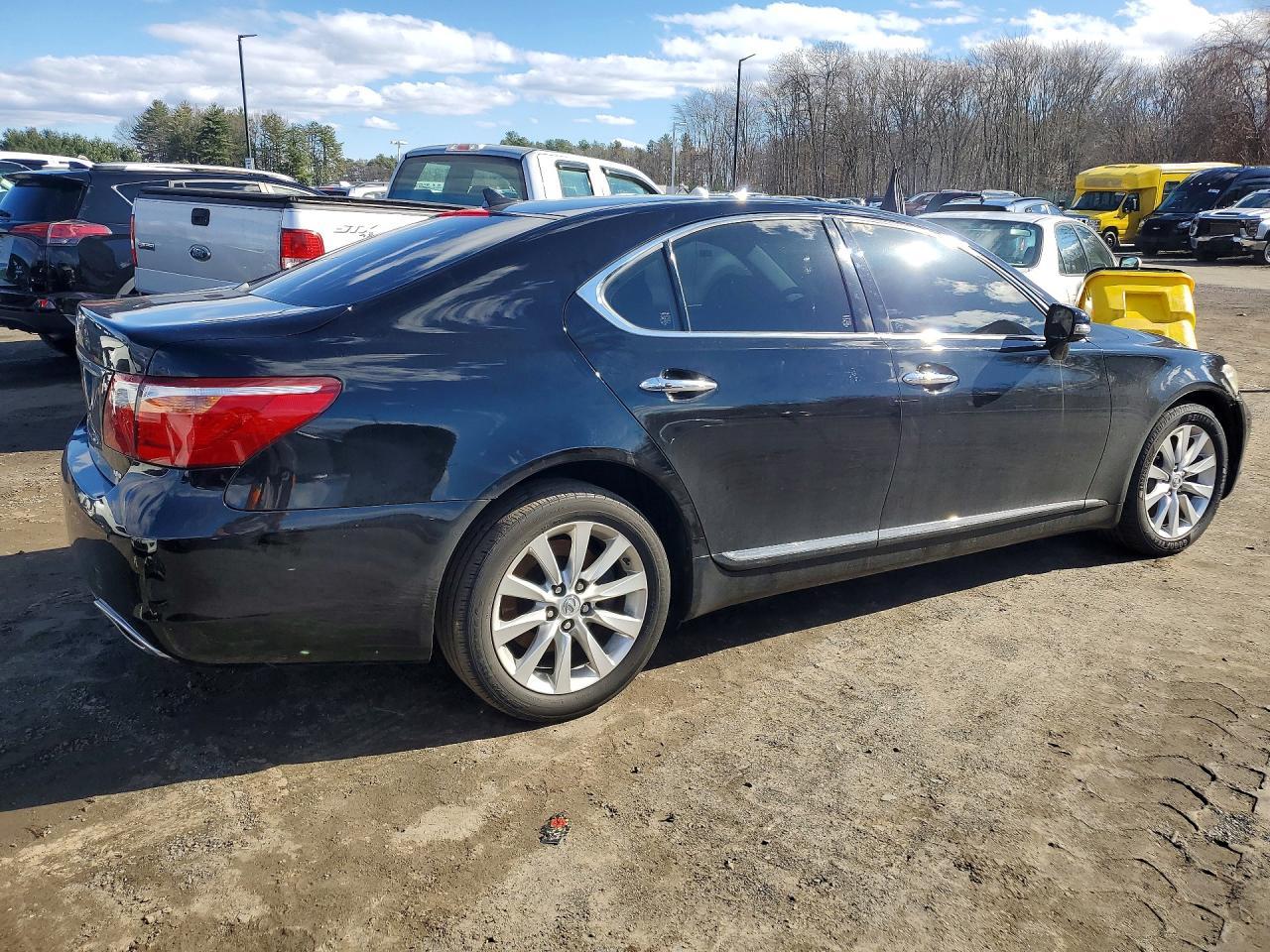 2011 LEXUS LS 460