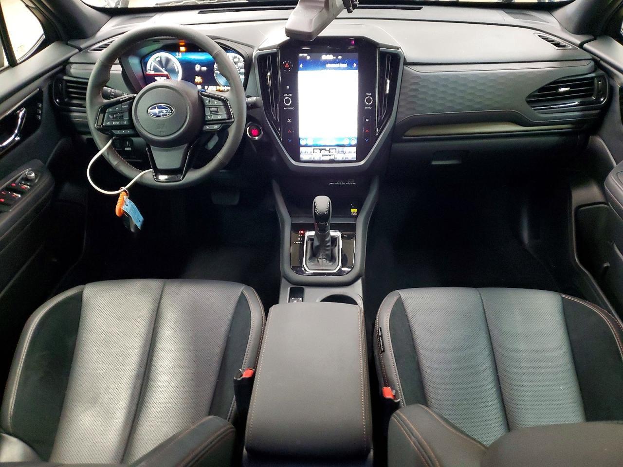2025 SUBARU FORESTER