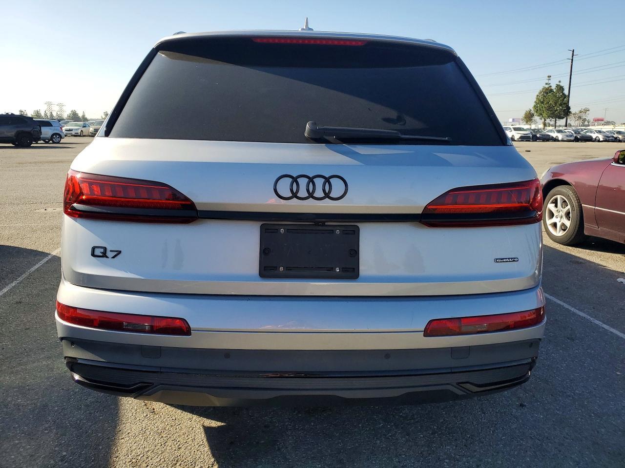 2022 AUDI Q7