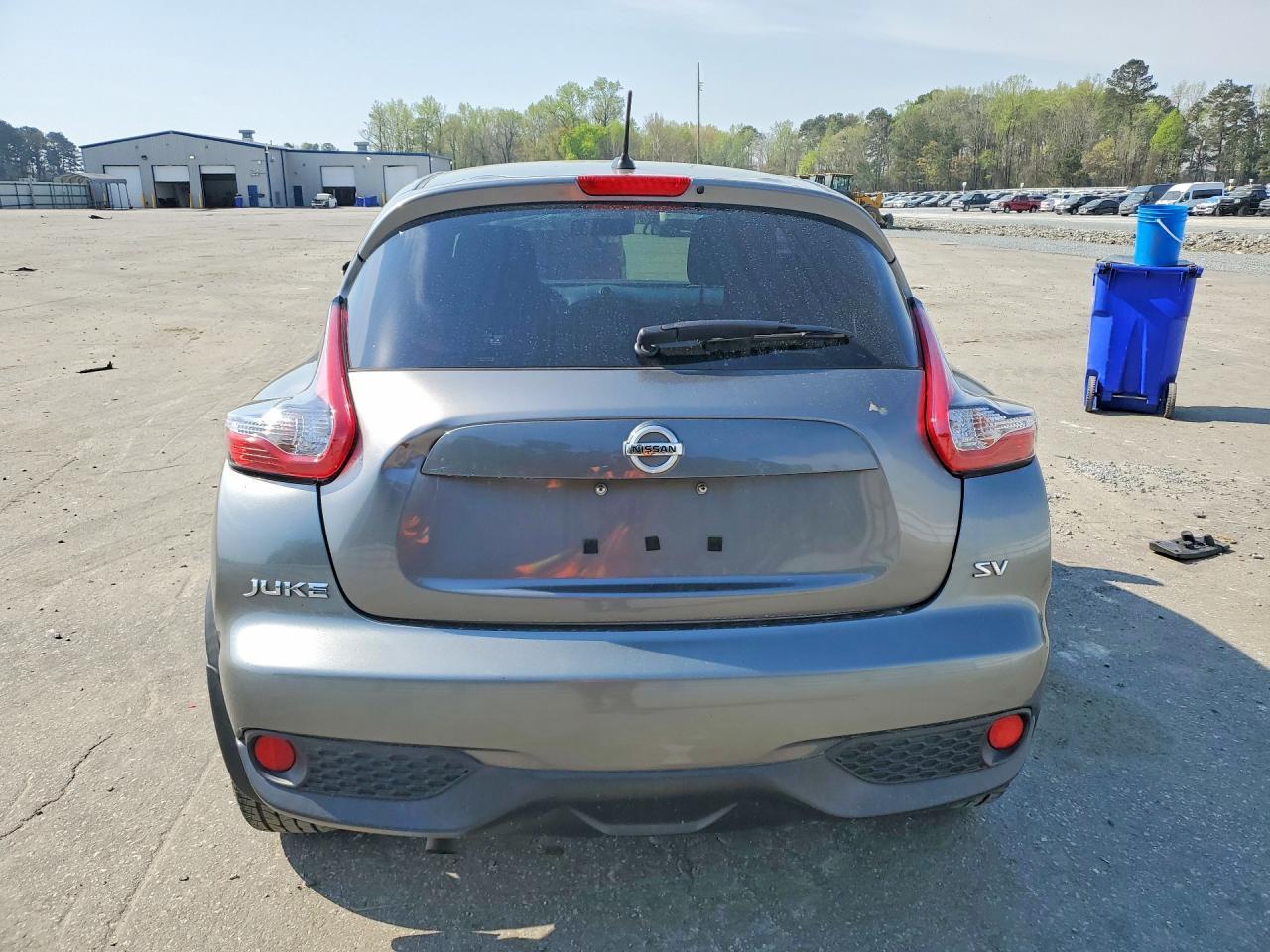 2016 NISSAN Juke