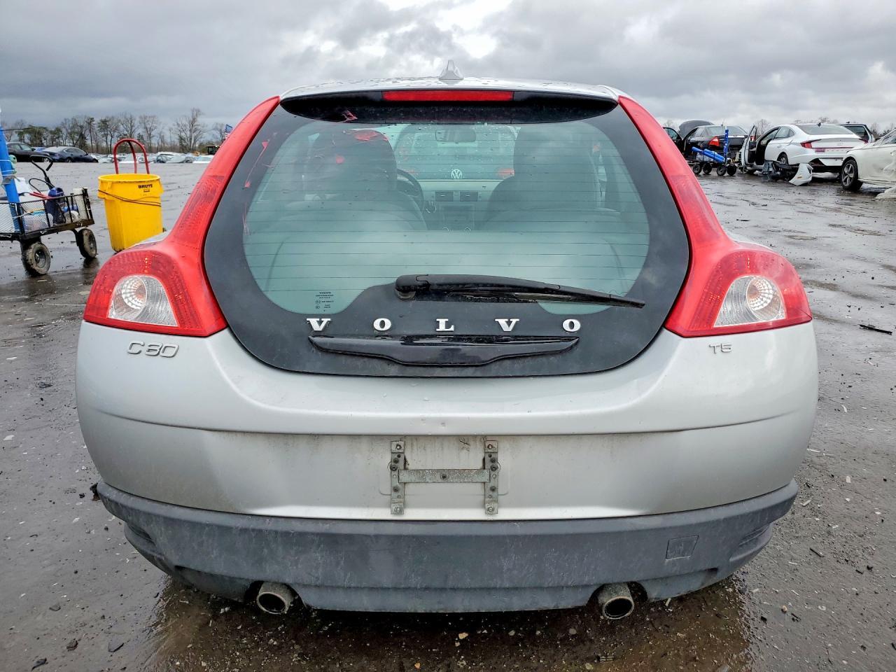 2010 VOLVO C30