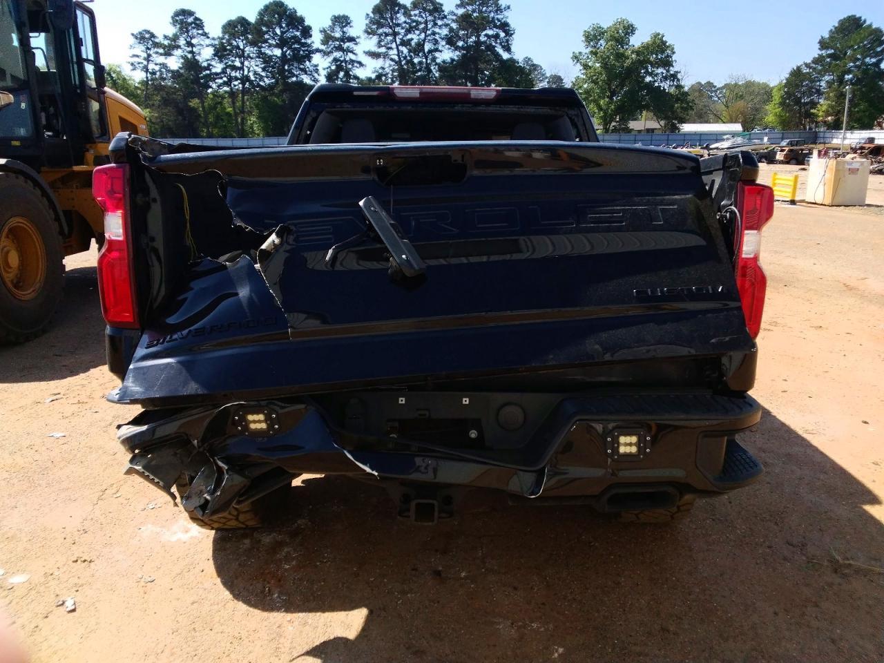 2021 CHEVROLET Silverado