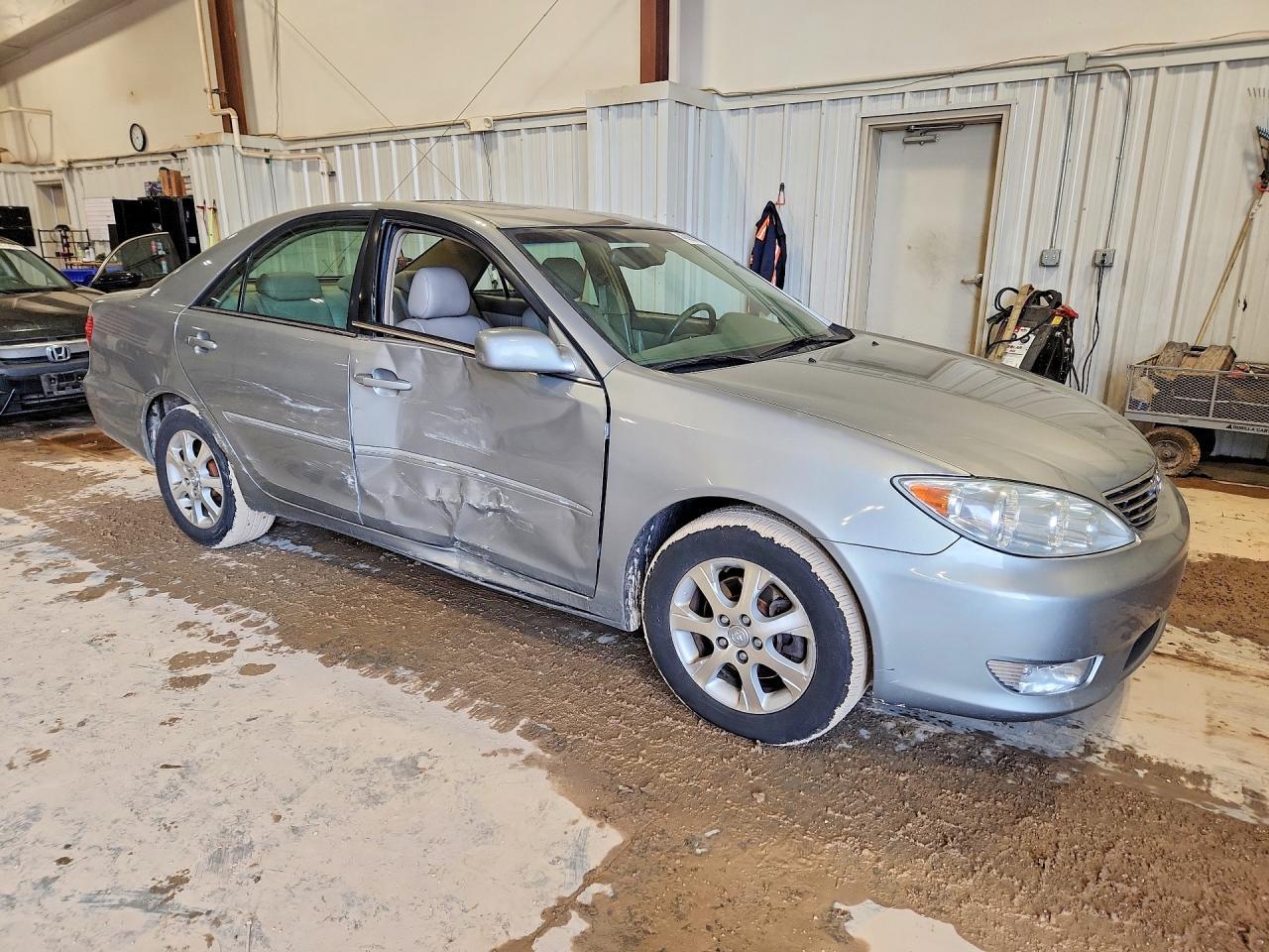 2005 TOYOTA CAMRY
