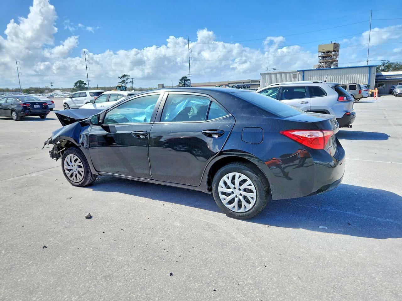 2018 TOYOTA COROLLA